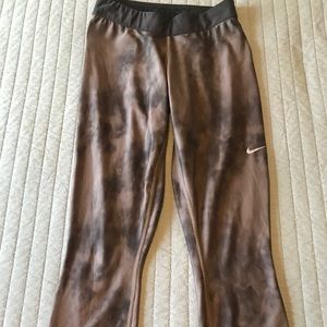 Women’s Nike athletic leggings. Size S